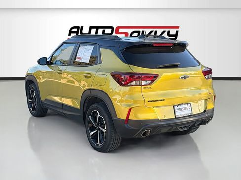 Used 2023 Chevrolet TrailBlazer RS w/ Convenience Package image 5