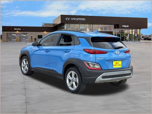 Used 2022 Hyundai Kona SEL image 3