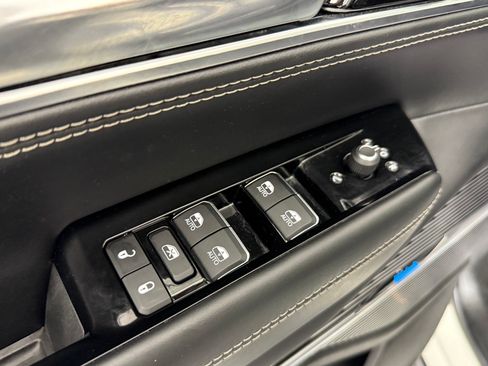 Used 2022 Jeep Grand Wagoneer Series I w/ Rear Seat Video Group 1 AWD/4WD image 21