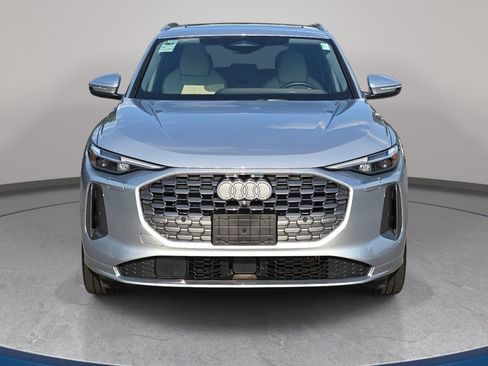 Used 2025 Audi Q5 Prestige AWD/4WD image 2