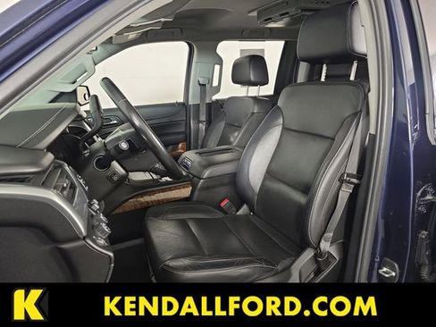 Used 2020 Chevrolet Suburban Premier w/ Max Trailering Package image 18