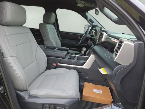 New 2026 Toyota Tundra SR5 w/ SR5 Premium Package AWD/4WD image 24