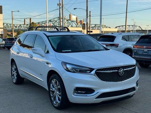 Used 2021 Buick Enclave Avenir w/ Avenir Technology Package AWD/4WD image 7