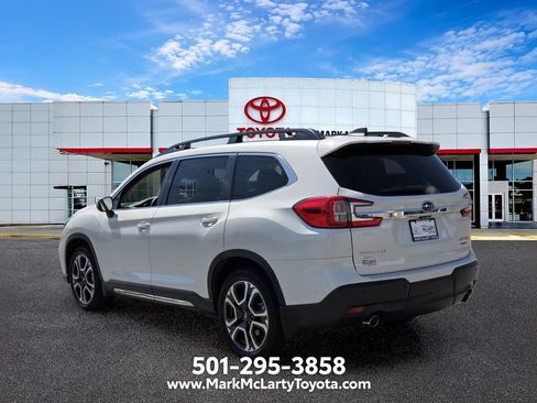 Used 2023 Subaru Ascent Limited w/ Popular Package #2A AWD/4WD image 3