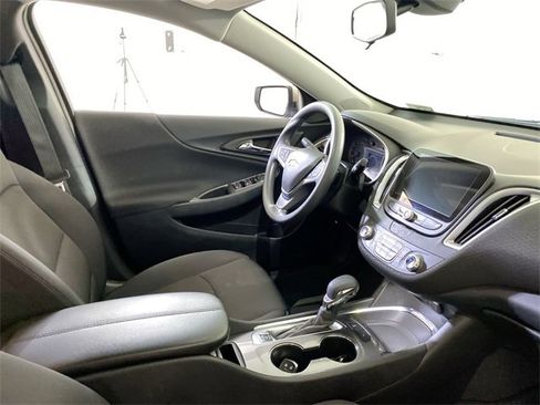 Used 2022 Chevrolet Malibu LT image 15