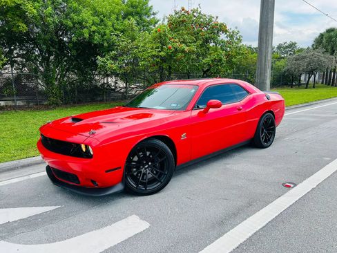 Used 2022 Dodge Challenger R/T Scat Pack w/ 1320 Plus Group RWD image 1