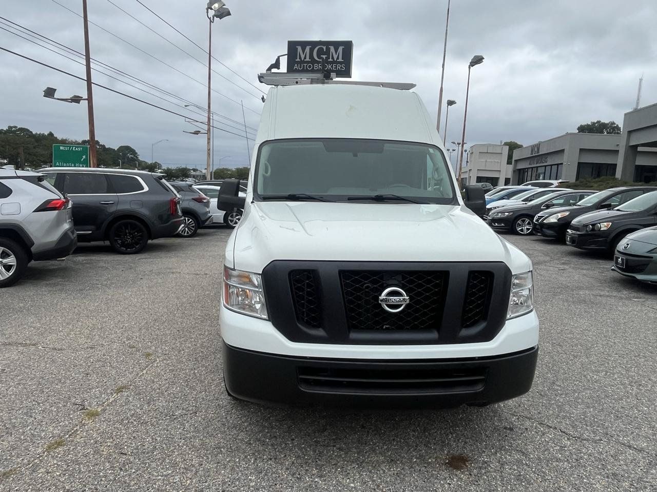 Used 2018 Nissan NV 2500 SV RWD image 6