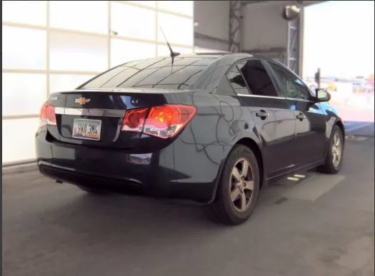 Used 2014 Chevrolet Cruze LT FWD image 2