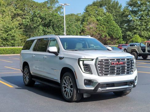 New 2026 GMC Yukon XL Denali w/ Advanced Technology Package RWD image 9