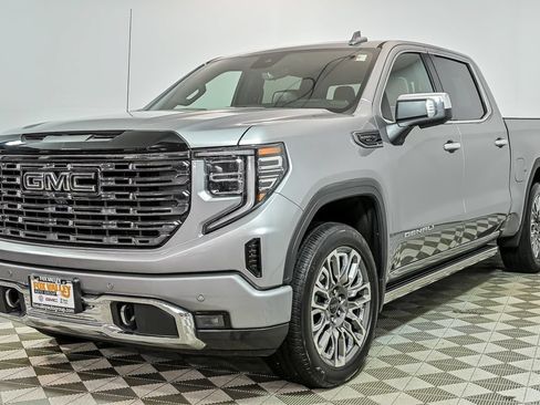 Used 2025 GMC Sierra 1500 Denali Ultimate AWD/4WD image 5