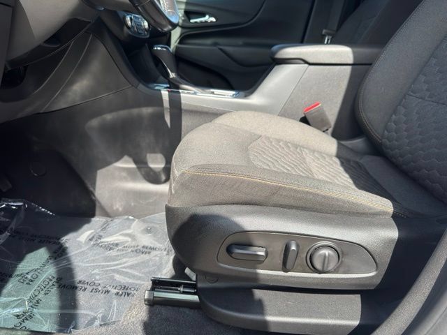Used 2020 Chevrolet Equinox LT AWD/4WD image 5
