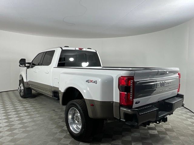 Used 2026 Ford F450 King Ranch AWD/4WD image 9