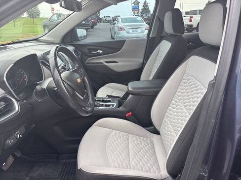 Used 2018 Chevrolet Equinox LT AWD/4WD image 9