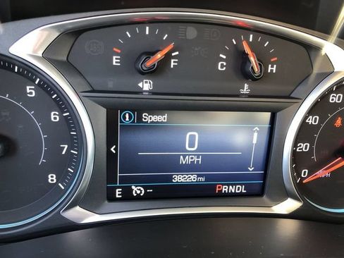 Used 2019 Chevrolet Equinox LT w/ Driver Convenience Package FWD image 12
