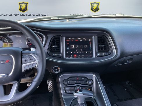 Used 2018 Dodge Challenger R/T Scat Pack w/ Dynamics Package RWD image 14