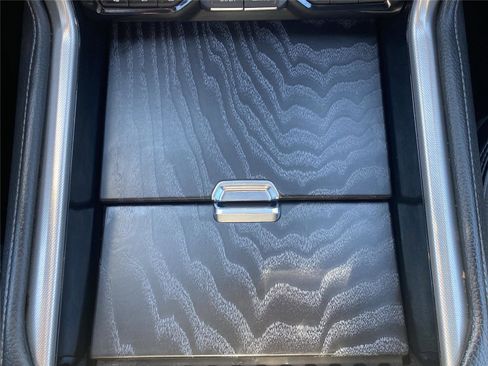 Used 2023 GMC Yukon Denali image 15