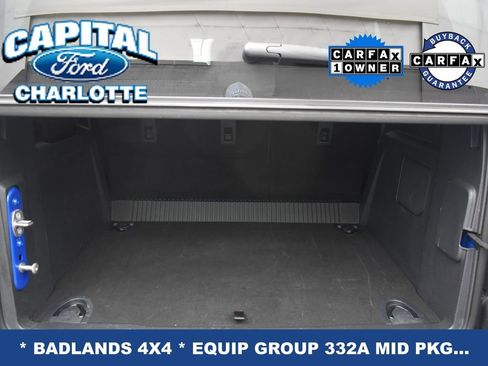 Used 2025 Ford Bronco Badlands image 9