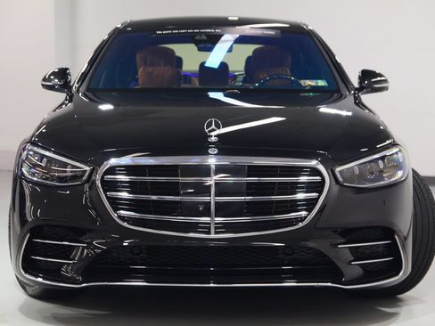 Certified 2026 Mercedes-Benz S 580 4MATIC Sedan image 9