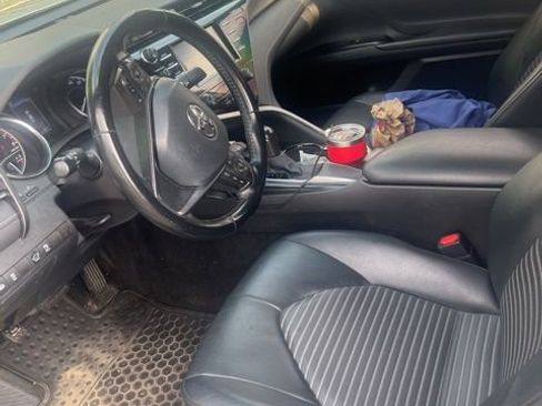 Used 2020 Toyota Camry SE image 7