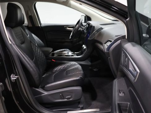 Used 2024 Ford Edge Titanium image 21