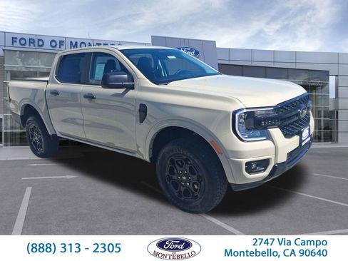 New 2025 Ford Ranger XLT w/ Black Appearance Package image 15