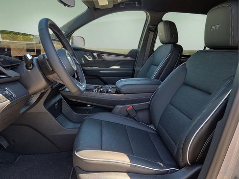 New 2026 Buick Enclave Sport Touring w/ Power Package FWD image 17