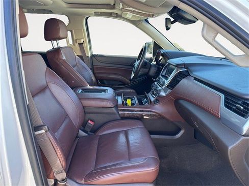 Used 2017 Chevrolet Suburban Premier image 15