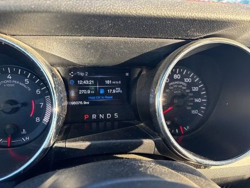 Used 2017 Ford Mustang GT Premium image 8