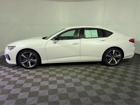 Used 2025 Acura TLX w/ Technology Package image 4