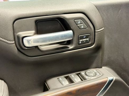 Used 2021 GMC Sierra 1500 SLT w/ SLT Premium Plus Package image 17