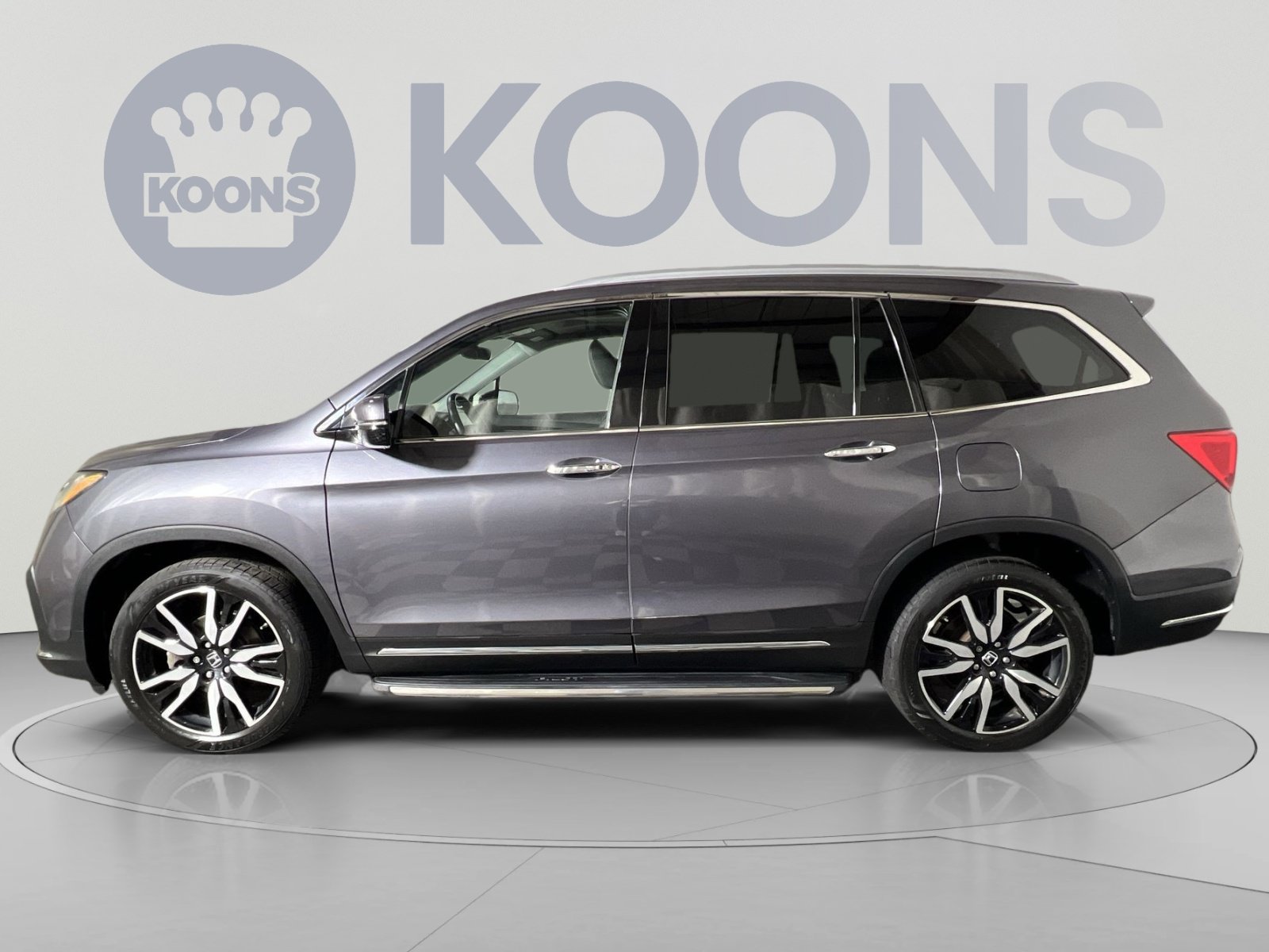 Used 2019 Honda Pilot Touring image 2