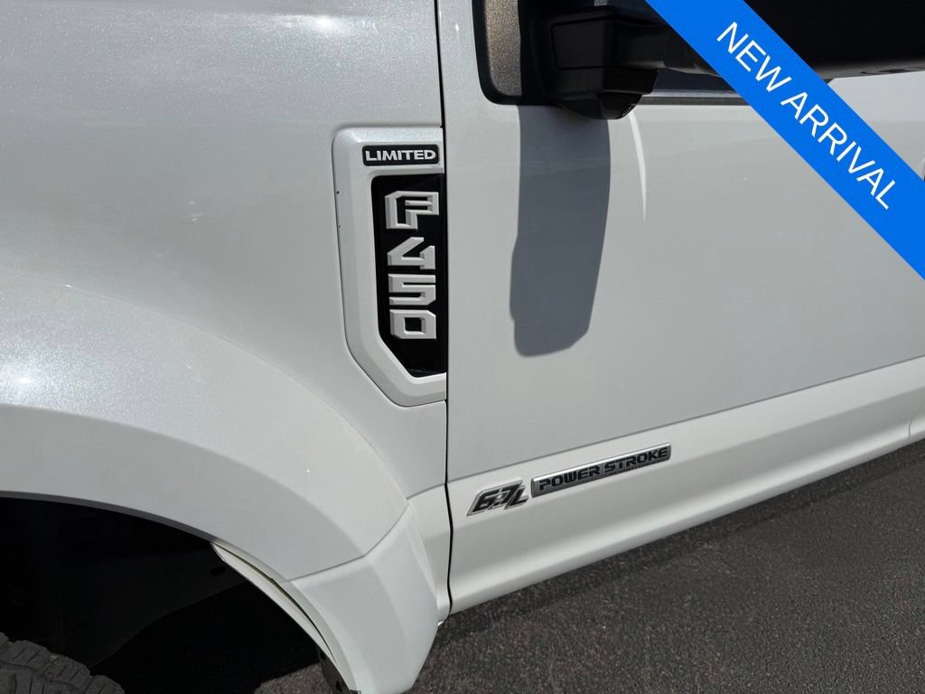 Used 2022 Ford F450 Limited w/ FX4 Off-Road Package AWD/4WD image 8