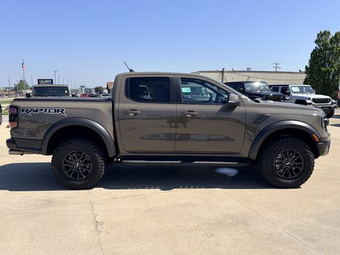 Used 2025 Ford Ranger Raptor AWD/4WD image 42