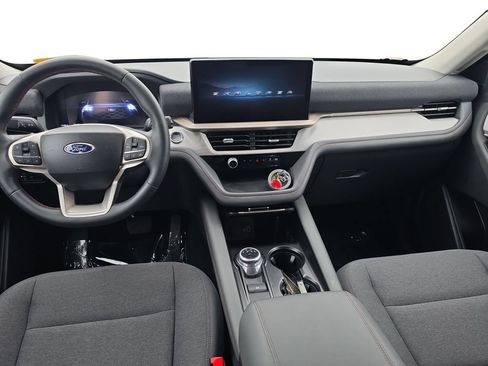 Used 2025 Ford Explorer Active RWD image 13
