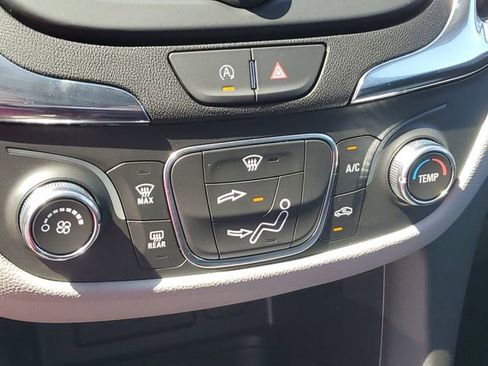 Certified 2024 Chevrolet Equinox LS w/ LS Convenience Package AWD/4WD image 15