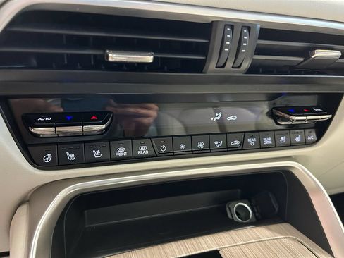 Used 2024 MAZDA CX-90 Plug-In Hybrid w/ Premium Plus AWD/4WD image 18