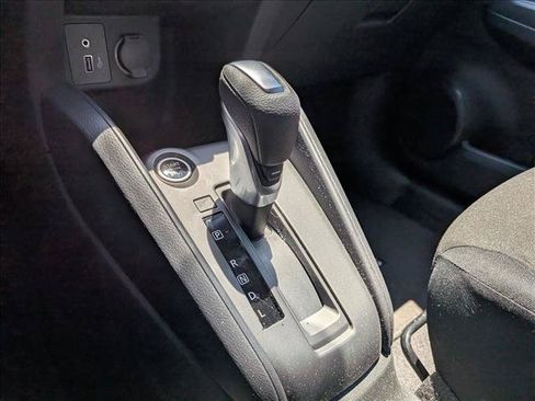 Used 2025 Nissan Kicks Play S FWD image 11