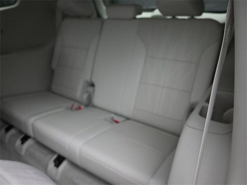 Certified 2025 Buick Enclave Avenir image 14