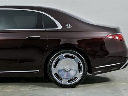 Used 2022 Mercedes-Benz Maybach S 580 4MATIC image 9
