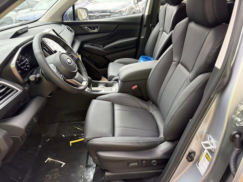 New 2026 Subaru Ascent Limited image 9