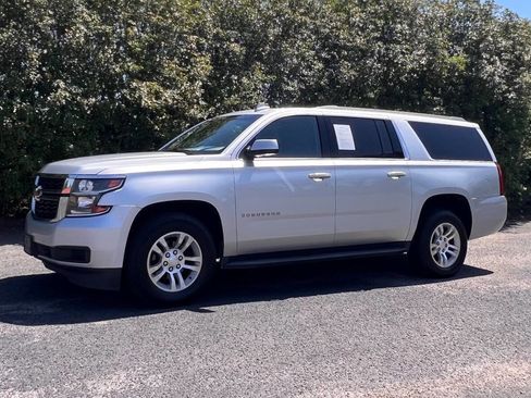 Used 2020 Chevrolet Suburban LS w/ Skid Plate Package image 3