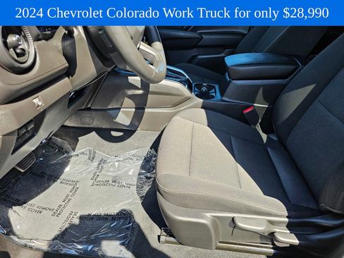 Used 2024 Chevrolet Colorado W/T RWD image 21