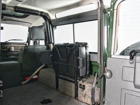 Used 1997 Land Rover Defender 90 AWD/4WD image 38