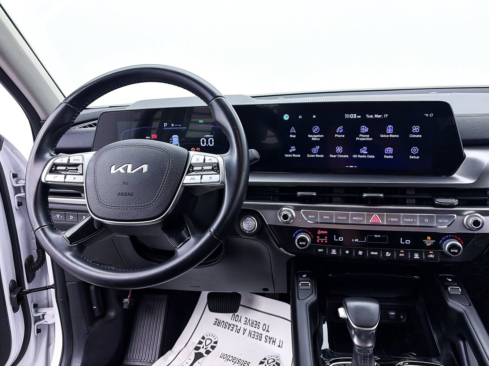 Used 2024 Kia Telluride S FWD image 3