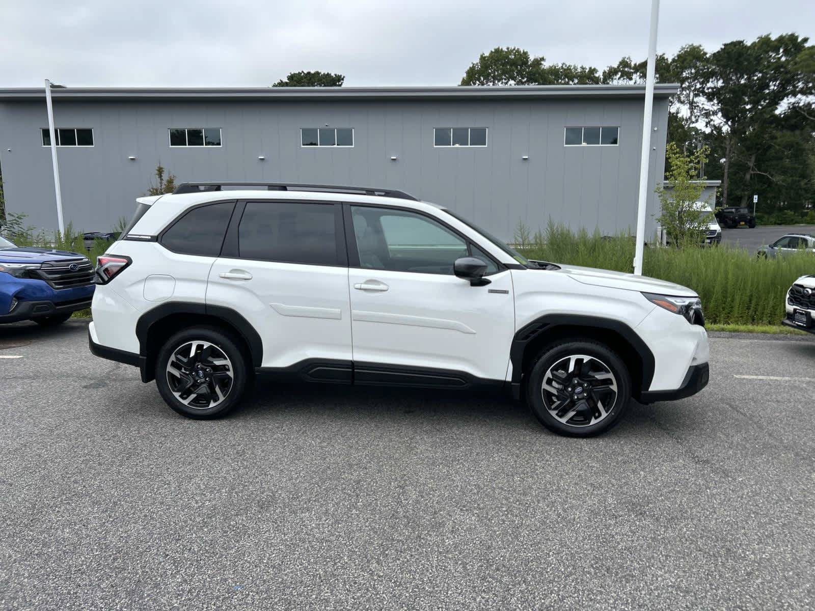 New 2026 Subaru Forester Touring AWD/4WD image 2