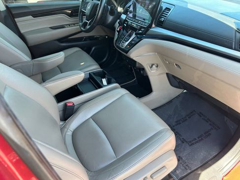 Used 2022 Honda Odyssey Touring image 14