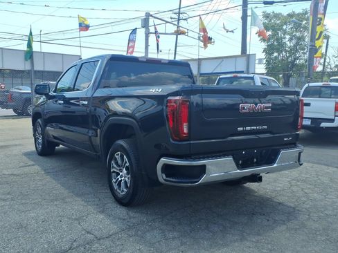 Used 2026 GMC Sierra 1500 SLT AWD/4WD image 5