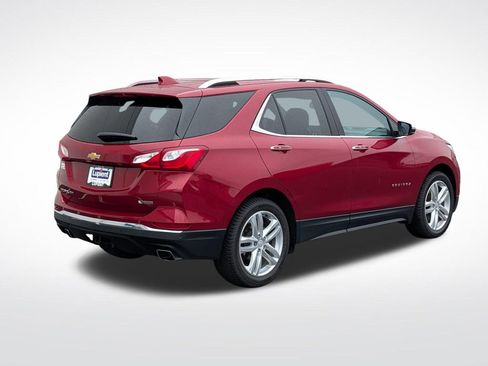 Used 2018 Chevrolet Equinox Premier FWD image 4