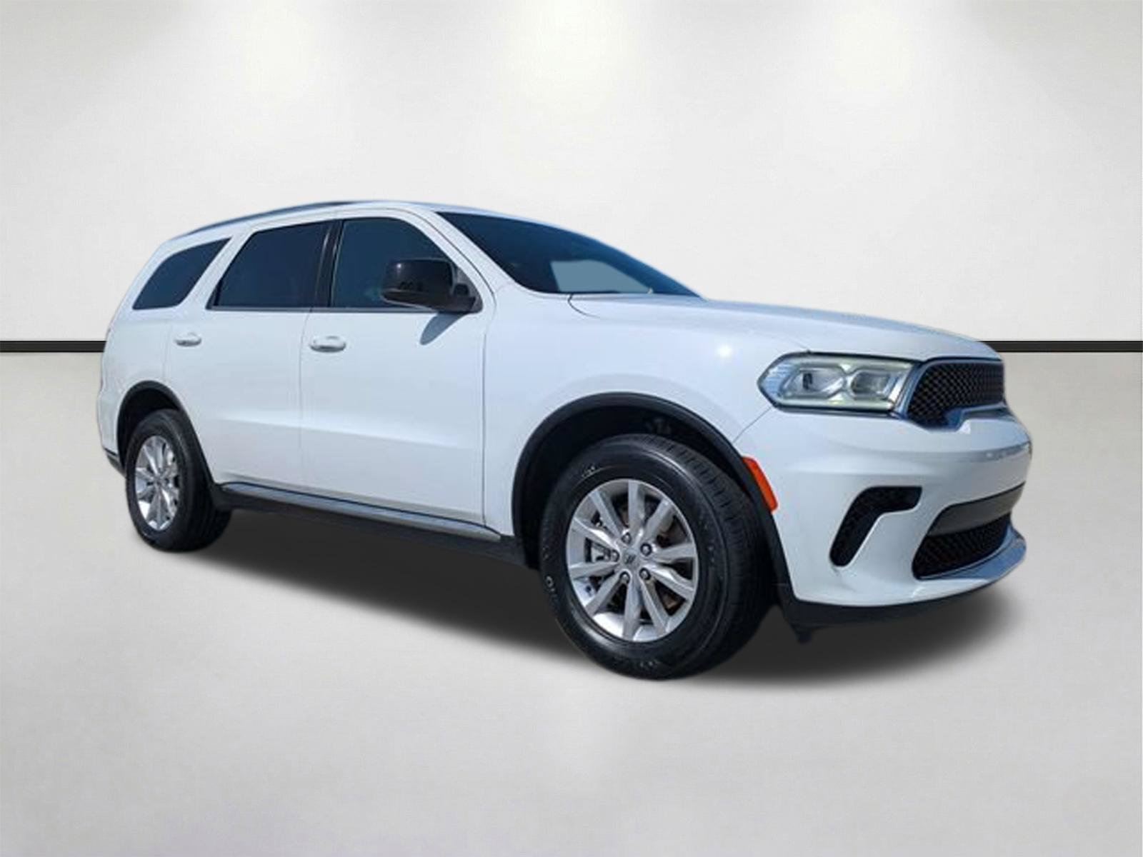 Used 2024 Dodge Durango SXT AWD/4WD image 2