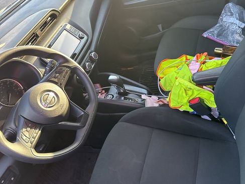 Used 2024 Nissan Kicks S FWD image 5